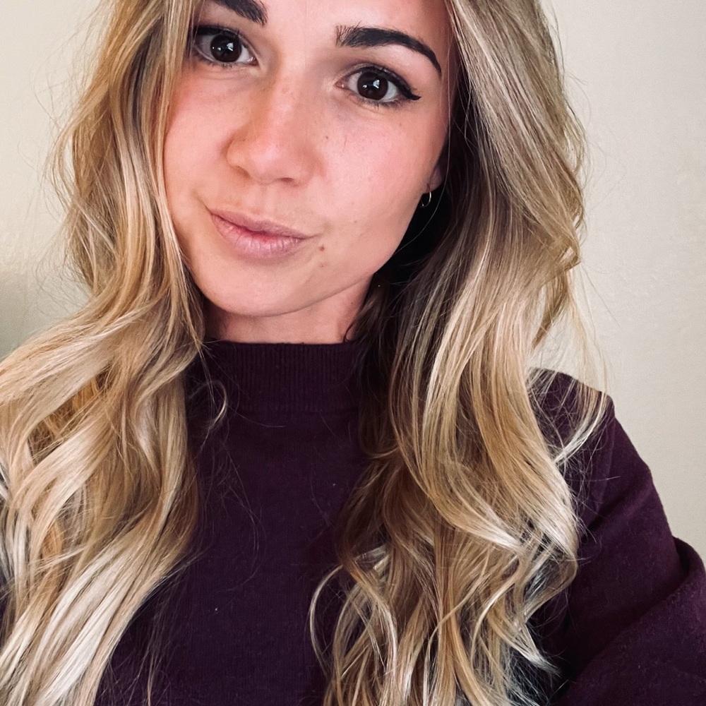 Meet your Posher, Lauren